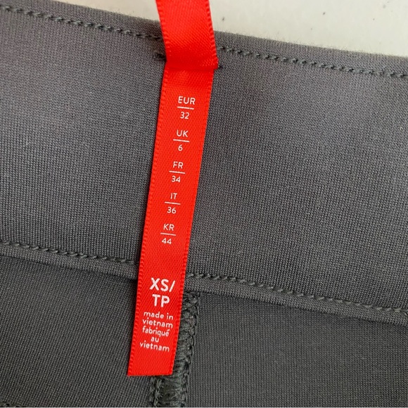 SPANX The Perfect Pant Ankle 4-Pocket Leggings Gray Size XS/TP - Picture 8 of 10